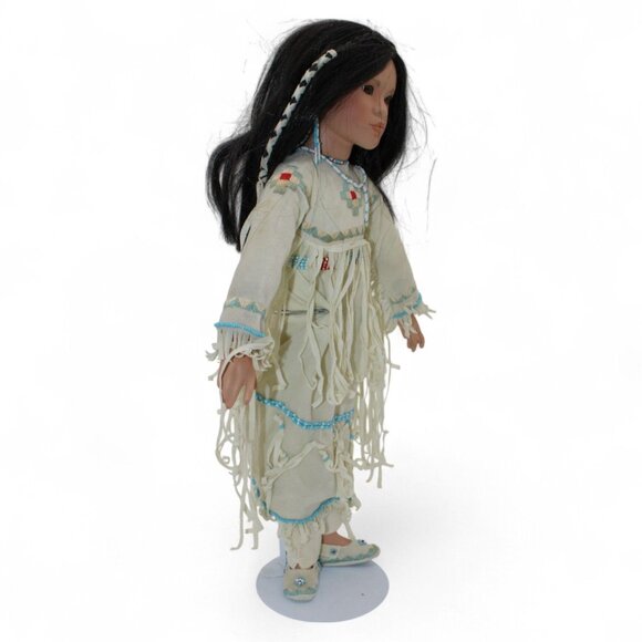 Silver Moon Native American Collectible Porcelain Doll By Linda Mason W/ Beaded - Picture 11 of 12